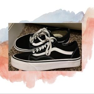 BRAND NEW old skool black and white vans!